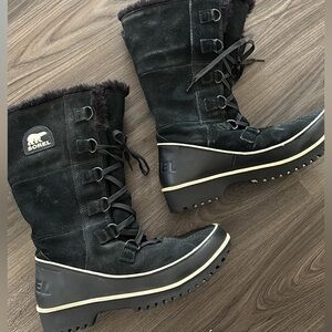 Sorel Women’s Boots 9.5